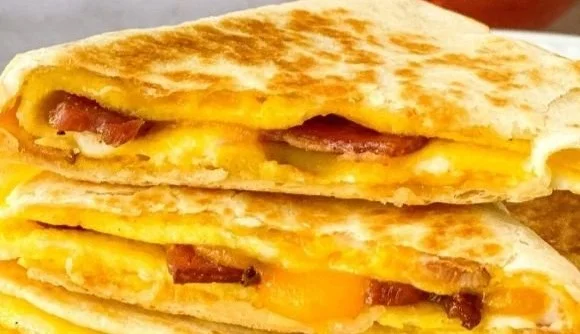 Bacon, Egg, and Cheese Breakfast Quesadilla breakfast quesadilla Bacon, Egg, and Cheese Breakfast Quesadilla