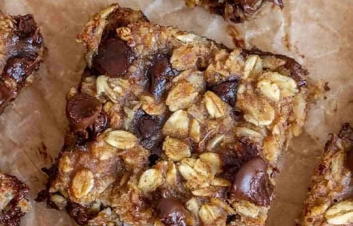 Banana Oatmeal Bars