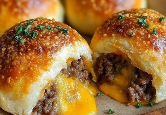 Cheeseburger Bombs Recipe