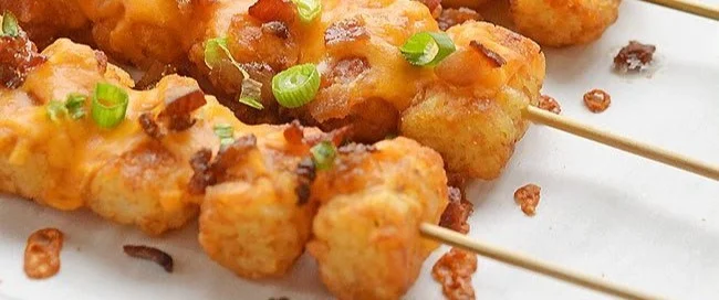 Loaded Tater Tot Skewers tater tot skewers Loaded Tater Tot Skewers