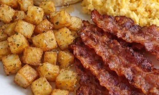 Paula Deen's Chicken and Pasta Bake