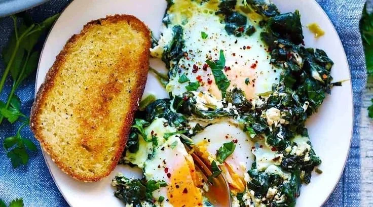 Creamy Spinach and Eggs spinach and eggs Creamy Spinach and Eggs