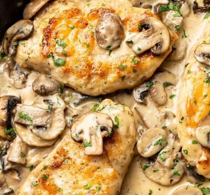 Easy Chicken in Cream Sauce