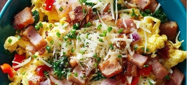 High-Protein Breakfast Scramble