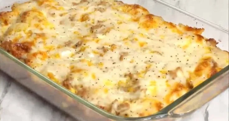 Biscuits and Gravy with Sausage and Egg Breakfast Casserole breakfast casserole Biscuits and Gravy with Sausage and Egg Breakfast Casserole