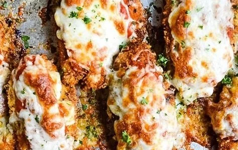 Crispy Chicken Parmesan Crispy Chicken Parmesan Crispy Chicken Parmesan