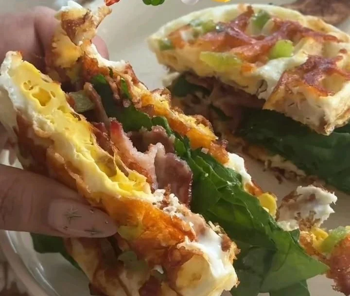 No-Carb Breakfast Sandwich