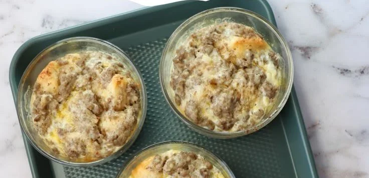 Biscuit & Gravy Breakfast Bowls Biscuit & Gravy Delicious Biscuit & Gravy Breakfast Bowl topped with creamy sausage gravy
