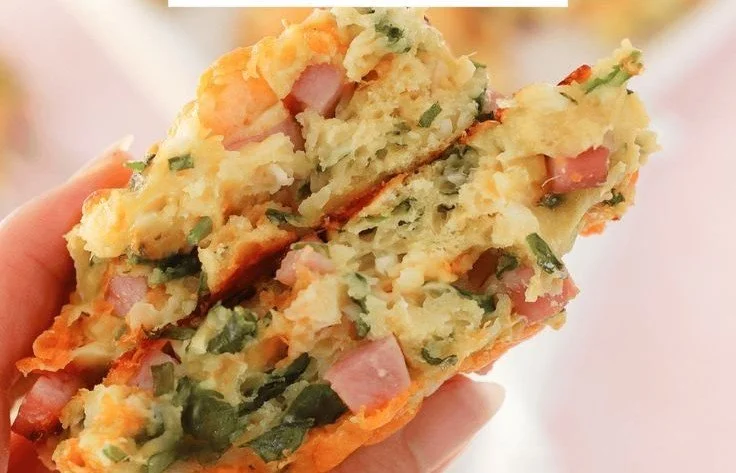 One-Bowl Ham & Cheese Protein Breakfast Biscuits ham cheese biscuits One-bowl ham and cheese biscuits for a protein-rich breakfast