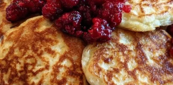 Fluffy Cottage Cheese Pancakes cottage cheese pancakes Fluffy Cottage Cheese Pancakes